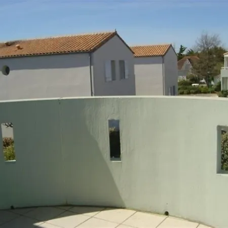 شقة Appartement T3 Calme Avec Balcon A 900M De La Mer Et Commerces A 500M - Fr-1-331-59 *