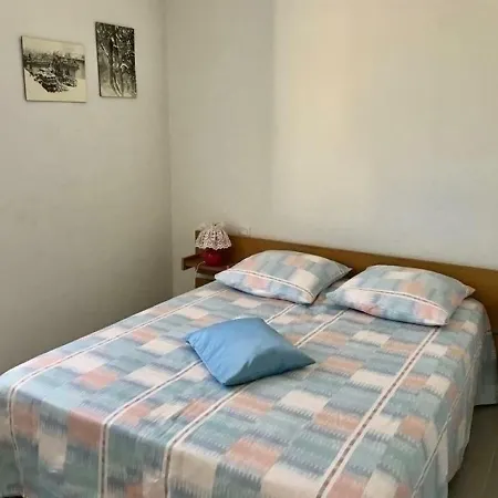 شقة Appartement T3 Calme Avec Balcon A 900M De La Mer Et Commerces A 500M - Fr-1-331-59