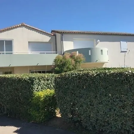 Appartement T3 Calme Avec Balcon A 900M De La Mer Et Commerces A 500M - Fr-1-331-59